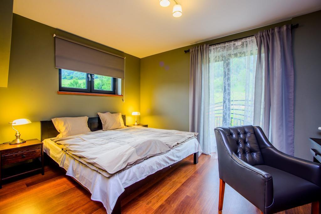 シュツァブニツァ Otulina Park Bed & Breakfast エクステリア 写真