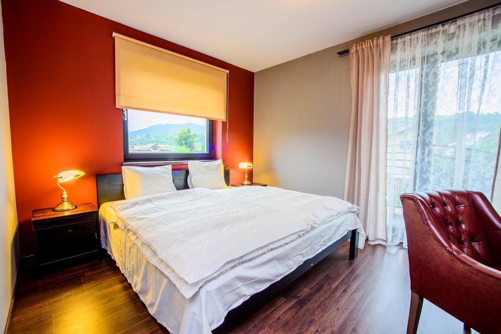 シュツァブニツァ Otulina Park Bed & Breakfast エクステリア 写真